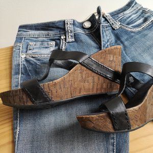 Nine West - Wedges / Sandals / size 8.5M